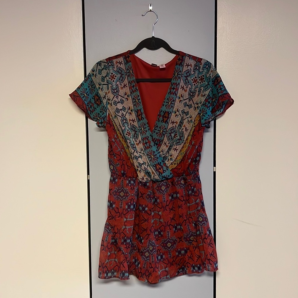 Adorable colorful romper!